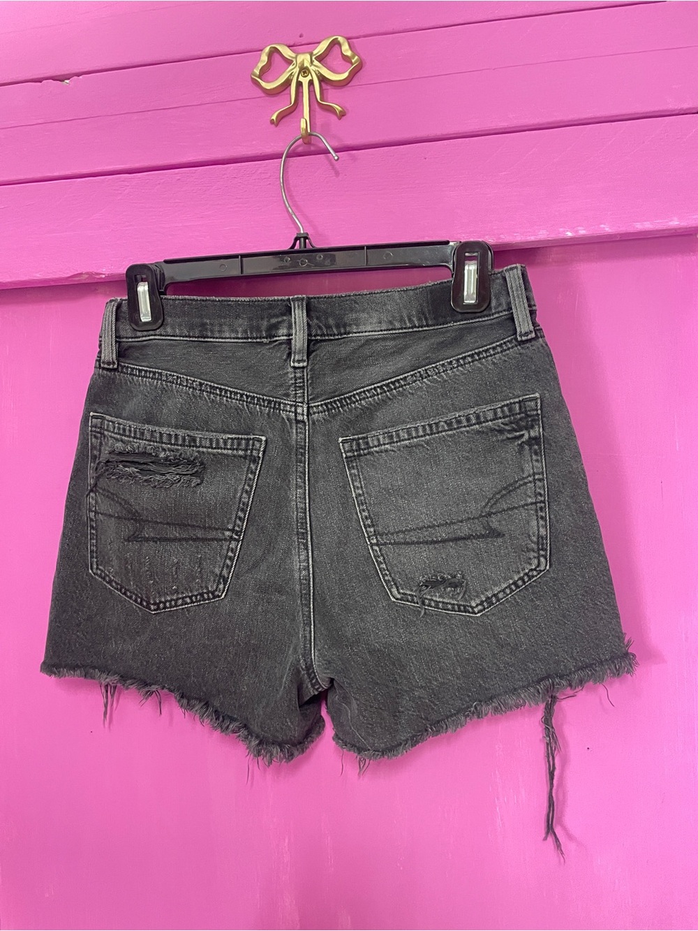 American Eagle Outfitters Black Distressed High-Rise Denim Shorts - Picture 3 of 3
